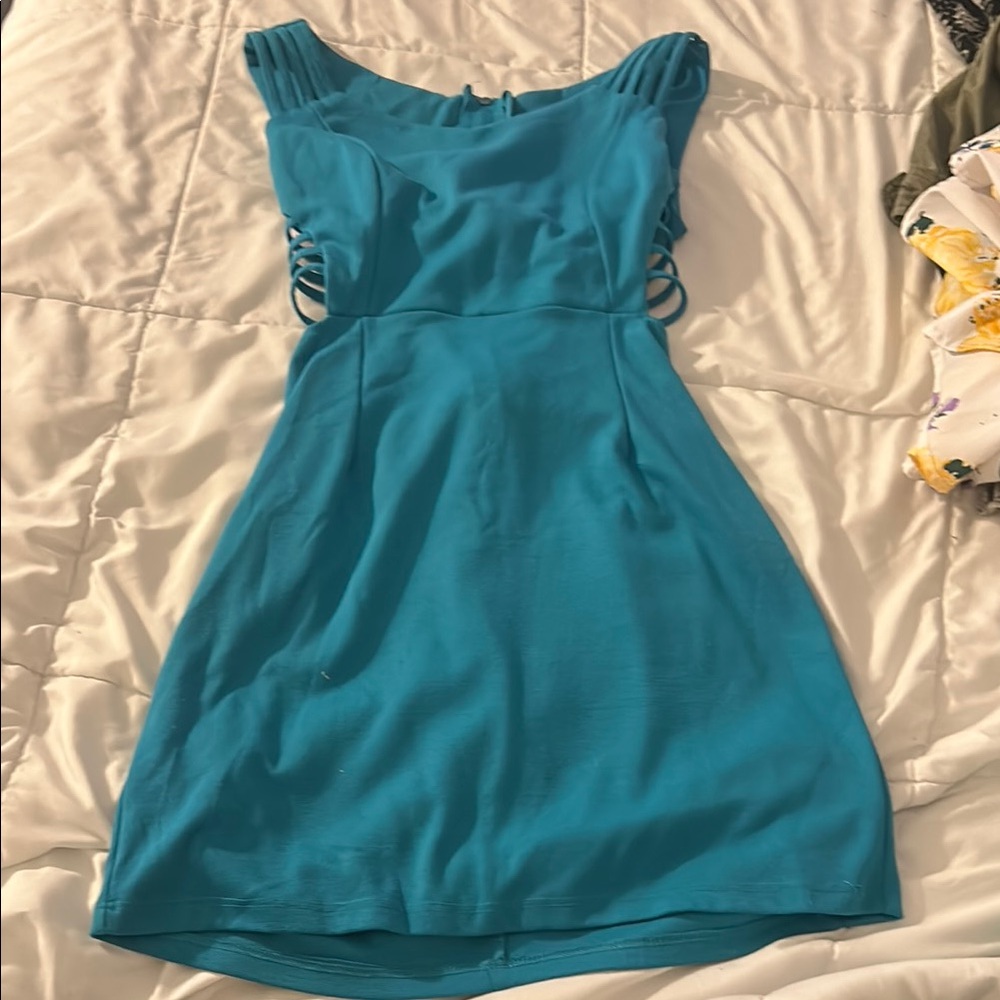 Elegant Blue Sleeveless Dress